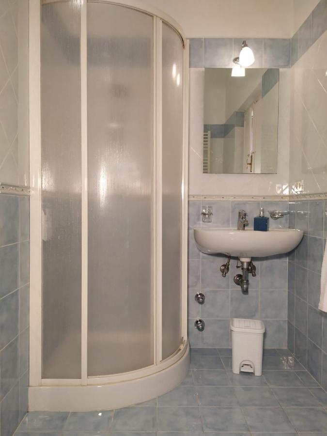 לינה וארוחת בוקר סורנטו Da Rosali מראה חיצוני תמונה